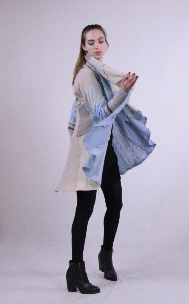 Coolawoola Upcycled Mantel Kaschmir Frühlings-Mantel Mit Kapuze Perfect Circle Stylish Übergroßer von coolawoola