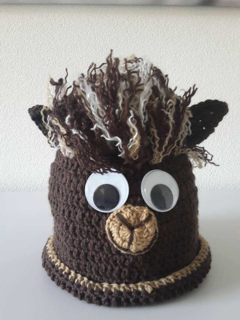 Handgefertigte Häkelmütze Oder Beanie Für Erwachsene | Ausgewachsene Tier Mütze Handmade Lama Kamel Alpaka Hut Witzige Fotorequisite von coriescrafts