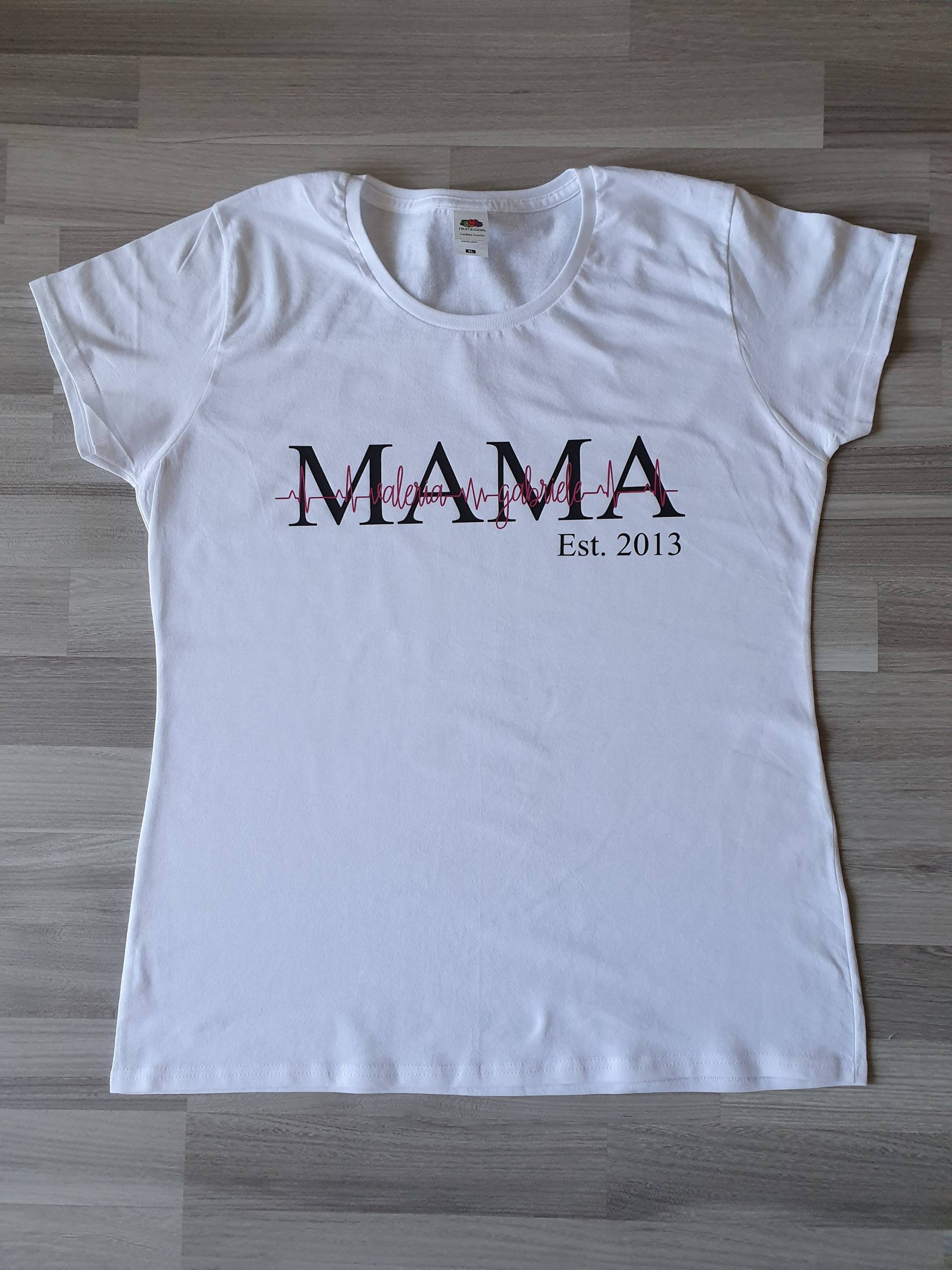 Mama-T-Shirt - Personlisiert Mit Dem/Der Name/N Ihrer/Ihres Kindes/Er Mama-T-Shirt - Personlisiert Mit Dem/Der Name/N Ihrer/Ihres Kindes/Er von corinnaskreativshop