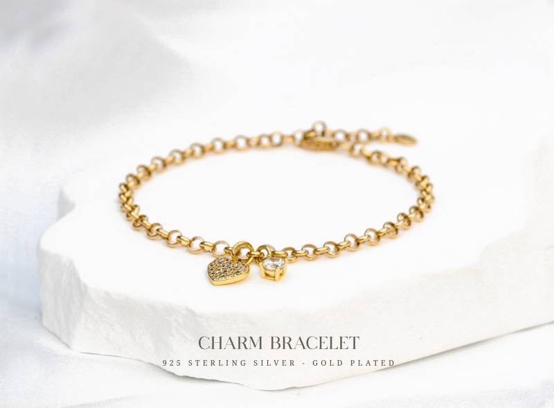 925 Silber Bettelarmband Mit Herzanhänger | Zirkonia Armband Funkelndes Charm-Armband Handgemacht in Deutschland von correlladesign