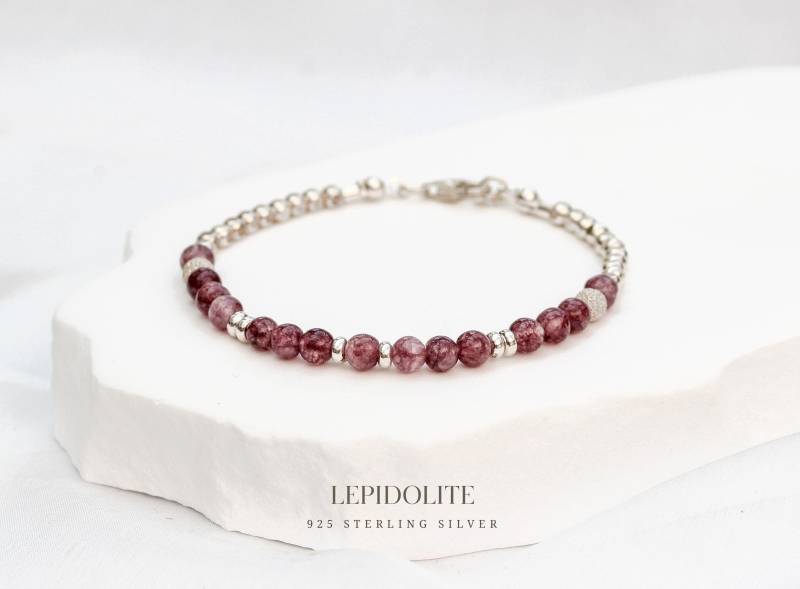 Lepidolith Perlenarmband Aus Natursteinen Und 925 Sterling Silberperlen, Lila Silber, Geschenk Für Sie von correlladesign