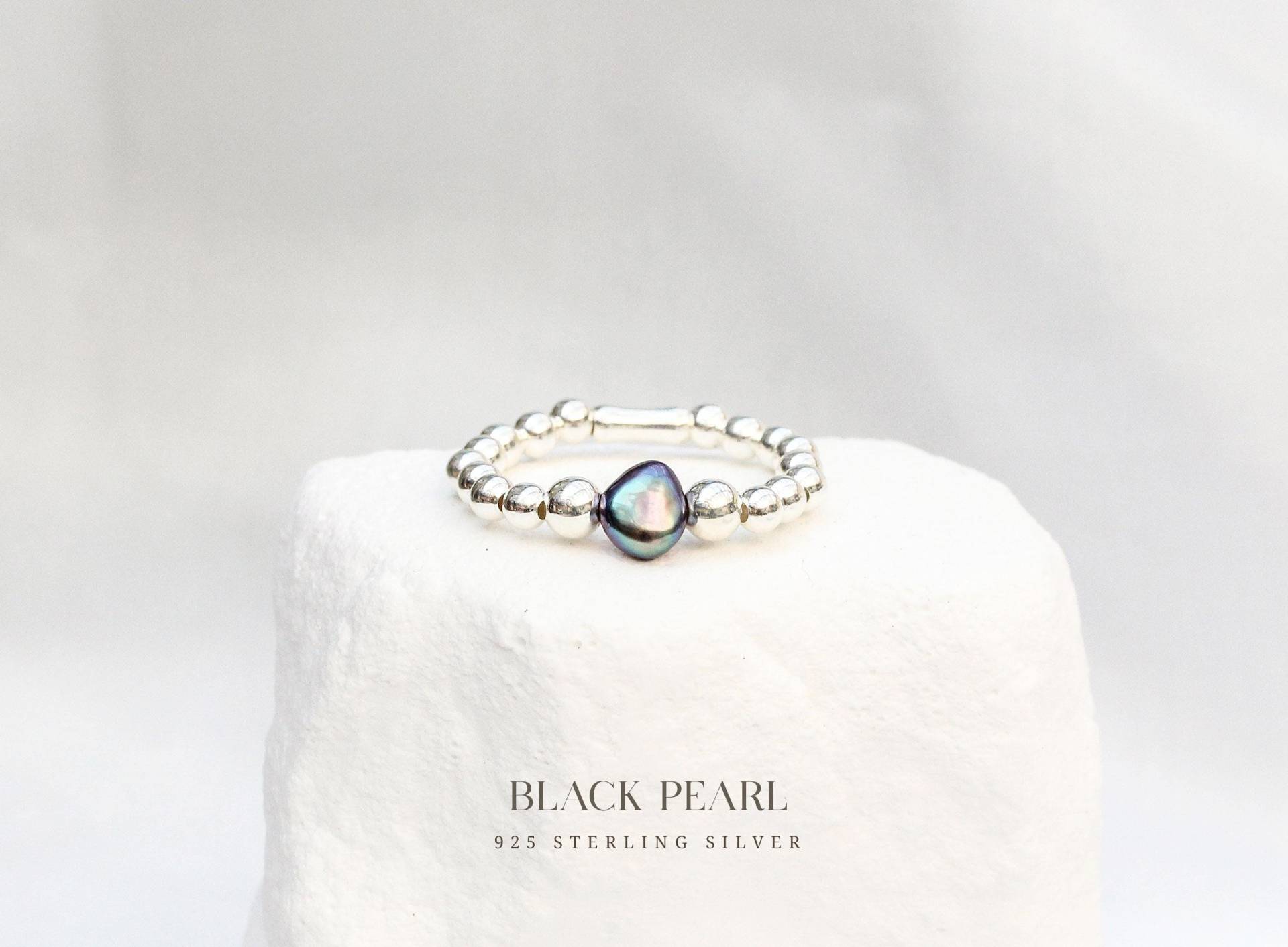 Schwarzer Perlenring 3 Mm - Stretchring Aus 925 Sterling Silber Handgemachter Minimalist Schmuck von correlladesign