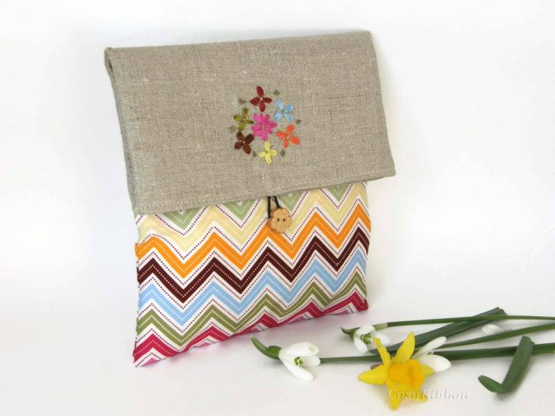 Foldover Stoff Clutch Make-Up-Tasche, Leinen Clutch, Chevron Bunte Make-Up Tasche, Regenbogen Brautjungfer Geschenktasche, Reisetasche Foldover Stoff Clutch Make-Up-Tasche, Leinen Clutch, Chevron Bunte Make-Up Tasche, Regenbogen Brautjungfer Geschenktasche, Reisetasche von cosyribbon