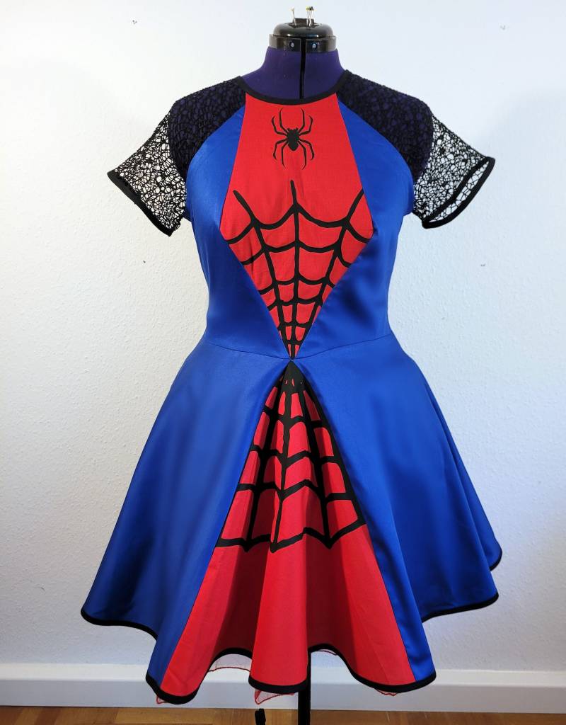 Kleid "Spider" Kleid "Spider" von couture4costumes