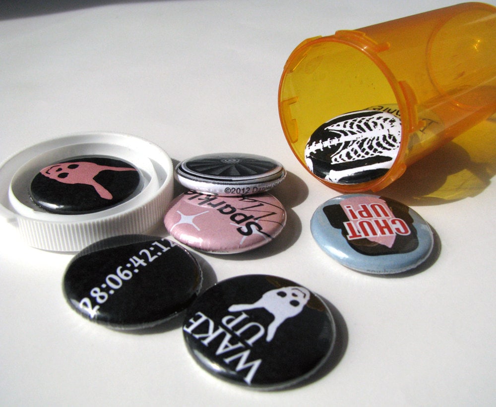 Donnie Darko Buttons Oder Magnete Kultfilm Set Donnie Darko Buttons Oder Magnete Kultfilm Set von cowboygoods