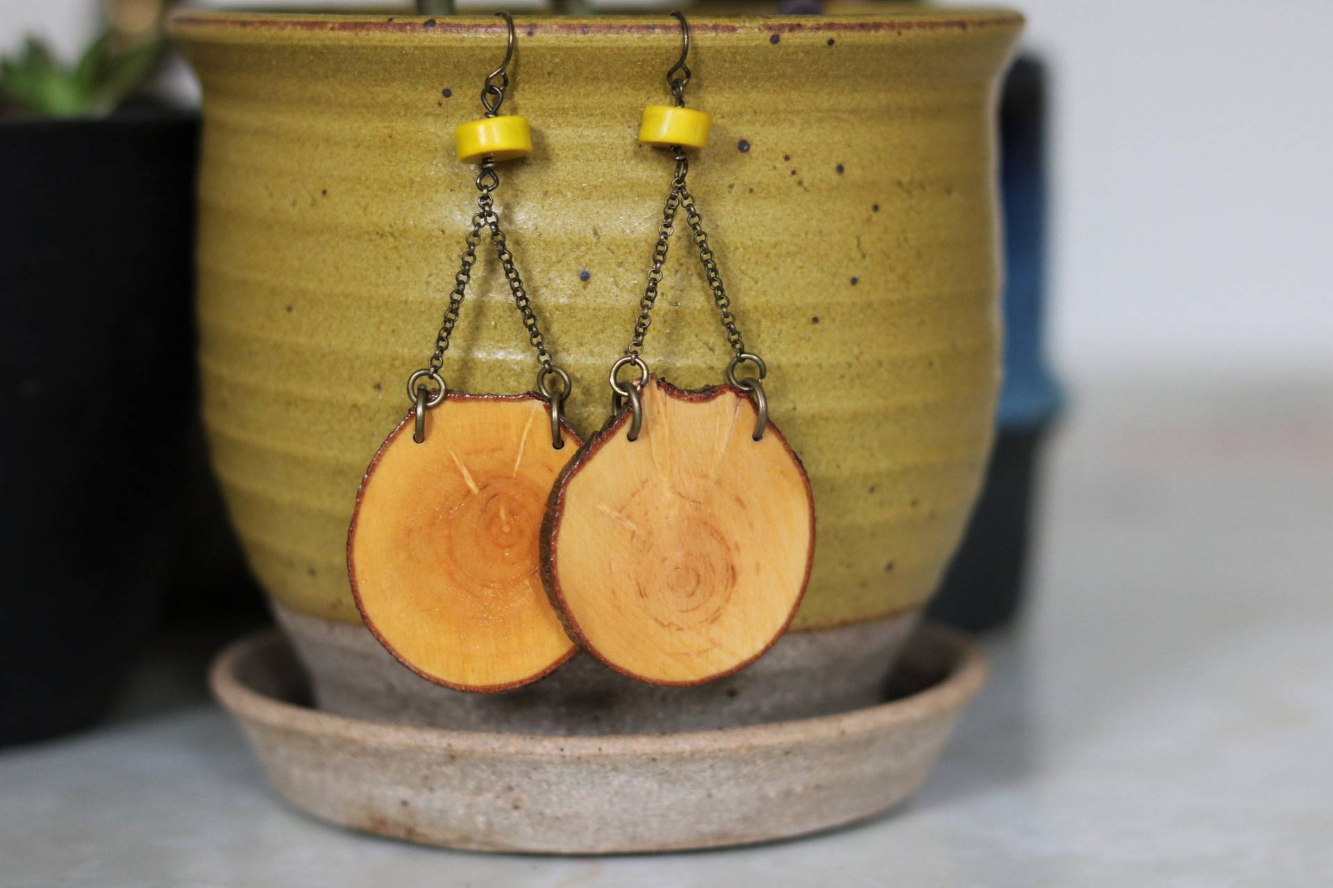 Natürliches Holz Mit Gelben Jade Ohrringen, Handgemachtes Und Edelstein Schmuck, Natürliche Ohrringe Natürliches Holz Mit Gelben Jade Ohrringen, Handgemachtes Und Edelstein Schmuck, Natürliche Ohrringe von coyotepistoljewelry