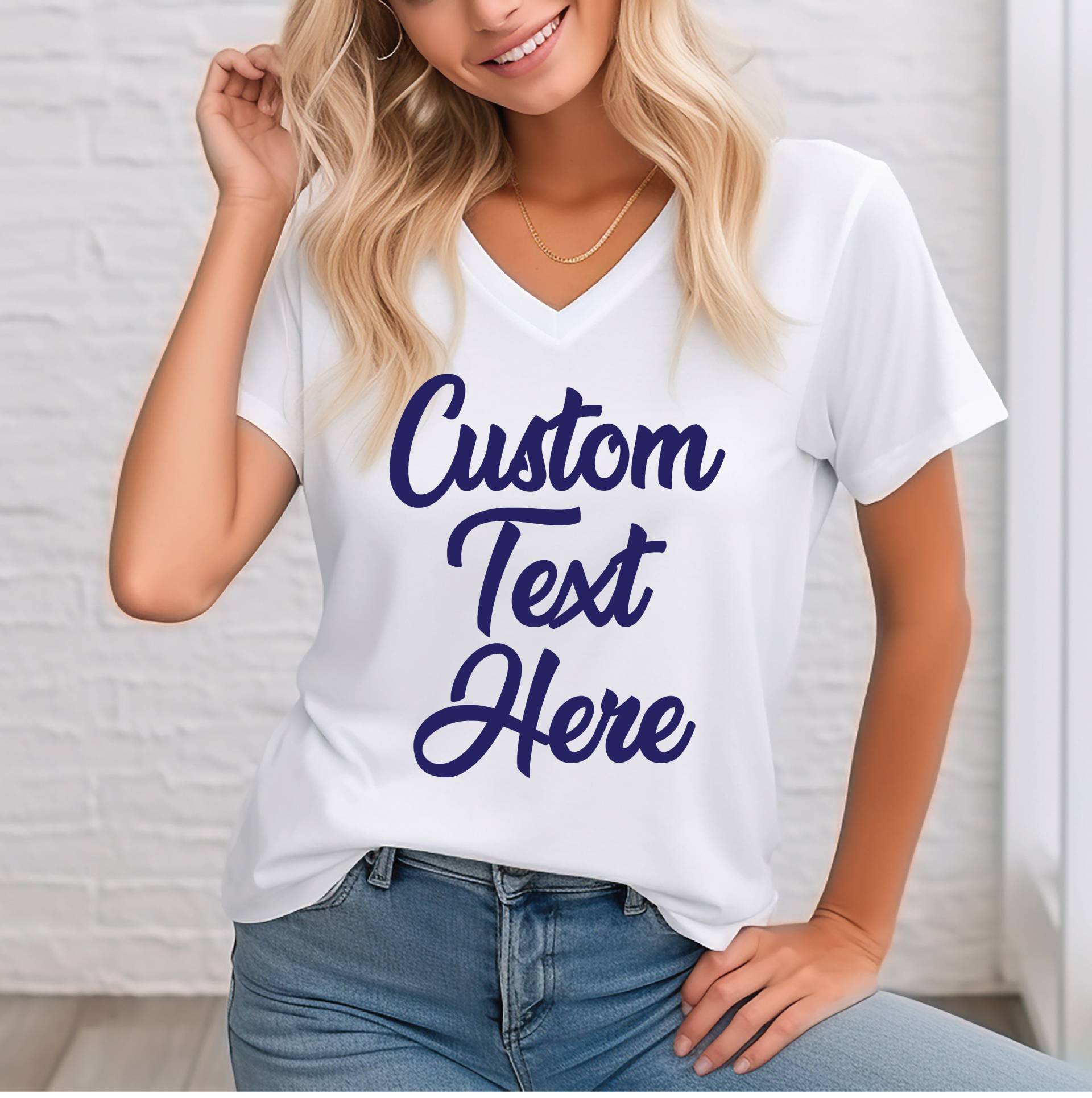 Benutzerdefiniertes Shirt Mit V-Ausschnitt, Benutzerdefinierter Text Shirt, Personalisiertes Benutzerdefiniertes Logo Auf Machen Sie Ihr Eigenes von craftgatedesign