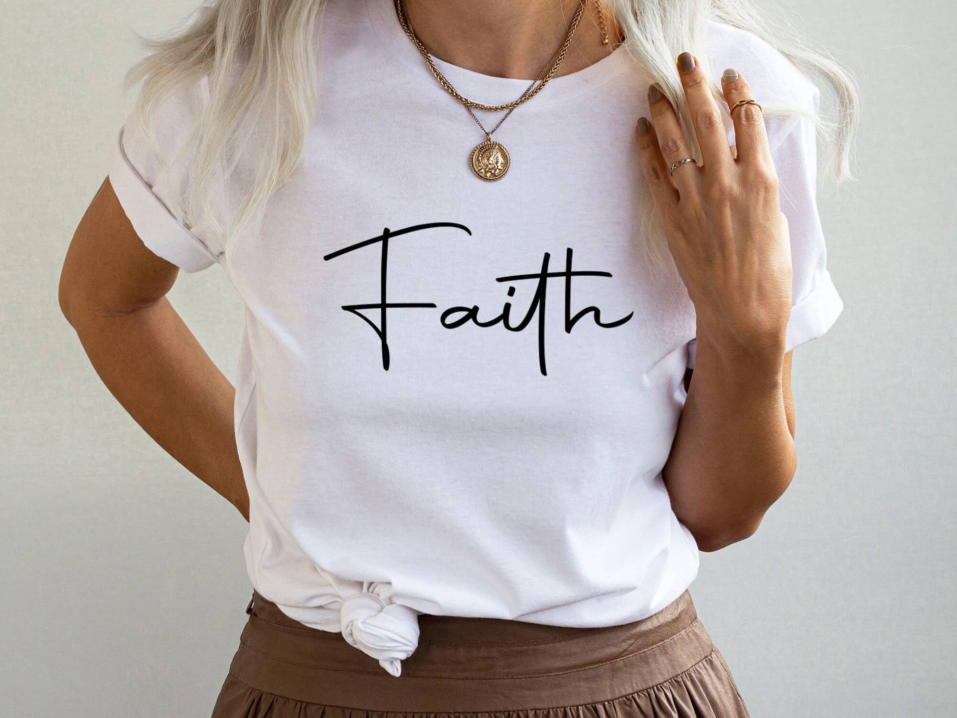 Glaube Shirt, Geschenk Für Christ, Religiöses T-Shirt, Spirituelles Christliches Vertikales Kreuz Kirche von craftgatedesign