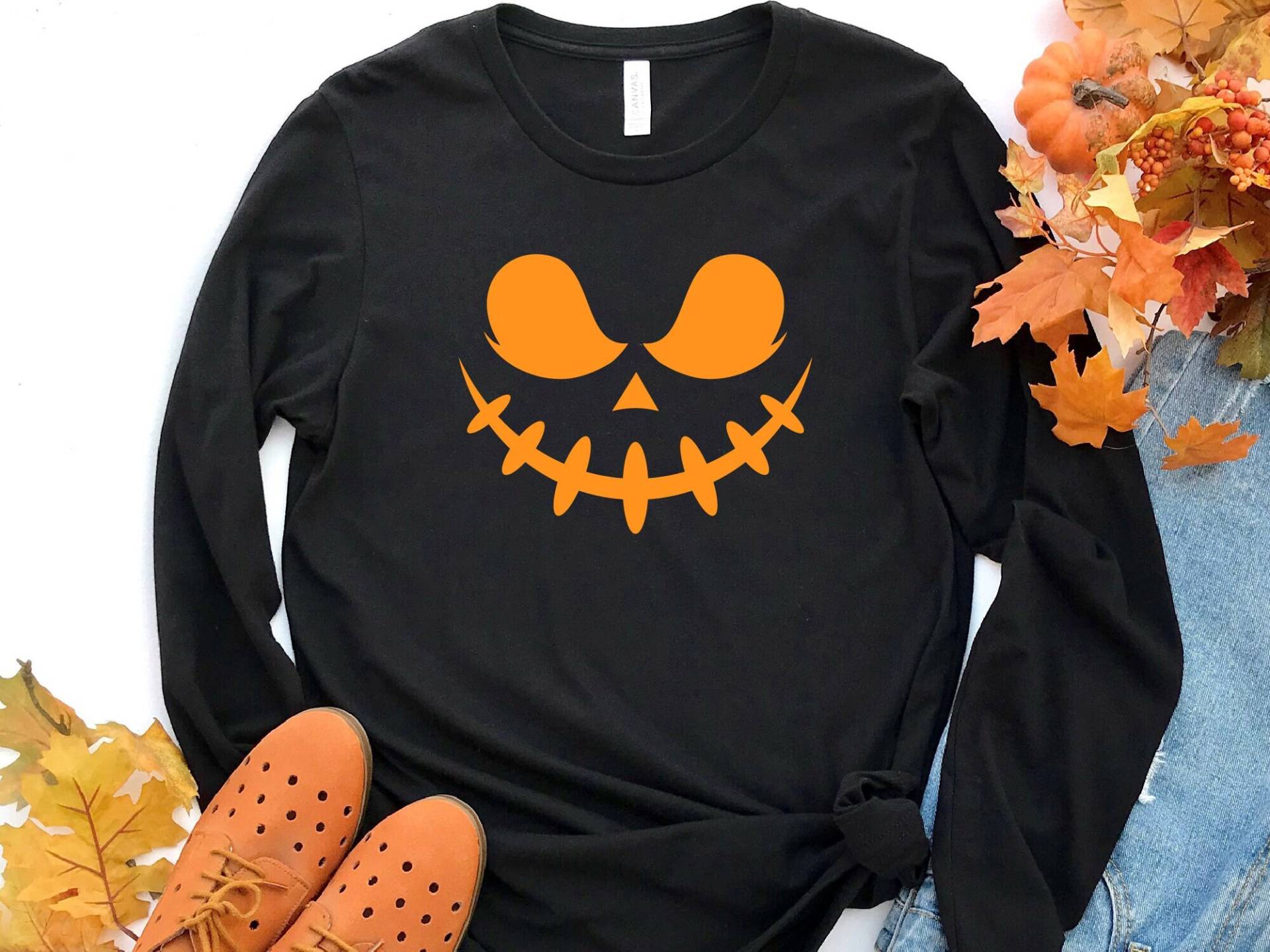 Gruseliges Halloween Langarm-Shirt, Gruseliges Shirt, Halloween-Outfit, Halloween-Gruseliges Langarm-T-Shirt von craftgatedesign