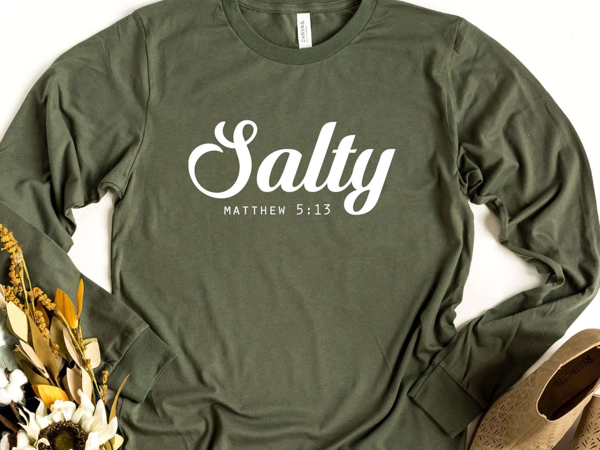 Salziges Langarmshirt, Salziges Hemd, Mathew 5 13 Sweatshirt, Bibel-Vers-Hemd, Christliches Seien Sie Salzig Religiöses Hemd von craftgatedesign