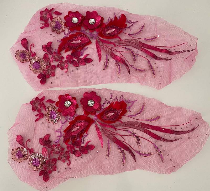 2 Stk Rose Rosa Perlen Blumenspitze Applikation Tanzkostüm Pailletten Spitze Motiv Aufnäher 2 Stk Rose Rosa Perlen Blumenspitze Applikation Tanzkostüm Pailletten Spitze Motiv Aufnäher von craftuneed