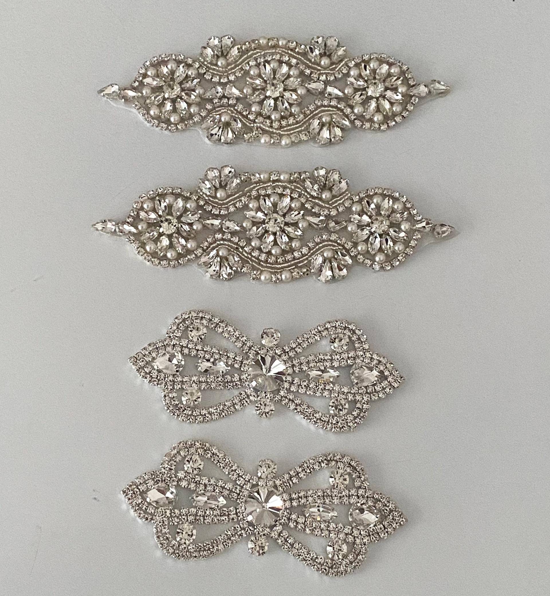 Bundle 4 Stück Silber Strass Verzierung Motiv Kristall Perlen Applikation Patch Bundle 4 Stück Silber Strass Verzierung Motiv Kristall Perlen Applikation Patch von craftuneed
