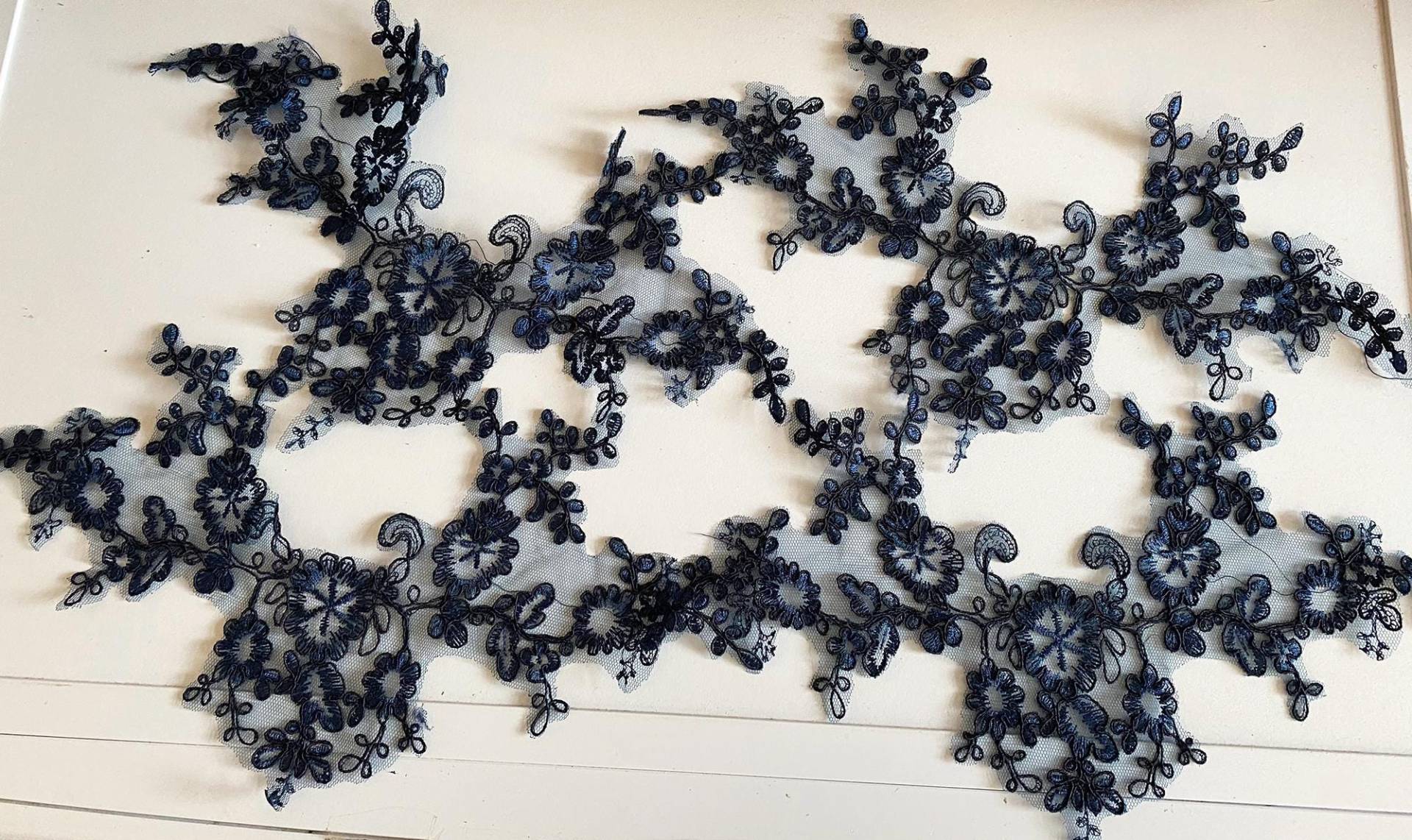 Bundle 4stk Marine Tüll Spitze Applikation Aufgenäht Gestickter Floraler Motiv Aufnäher Bundle 4stk Marine Tüll Spitze Applikation Aufgenäht Gestickter Floraler Motiv Aufnäher von craftuneed