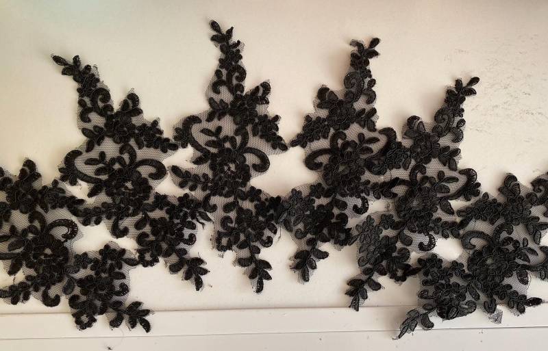 Bundle 6 Stück Schwarze Gestickte Florale Spitze Aufnäher Motiv von craftuneed