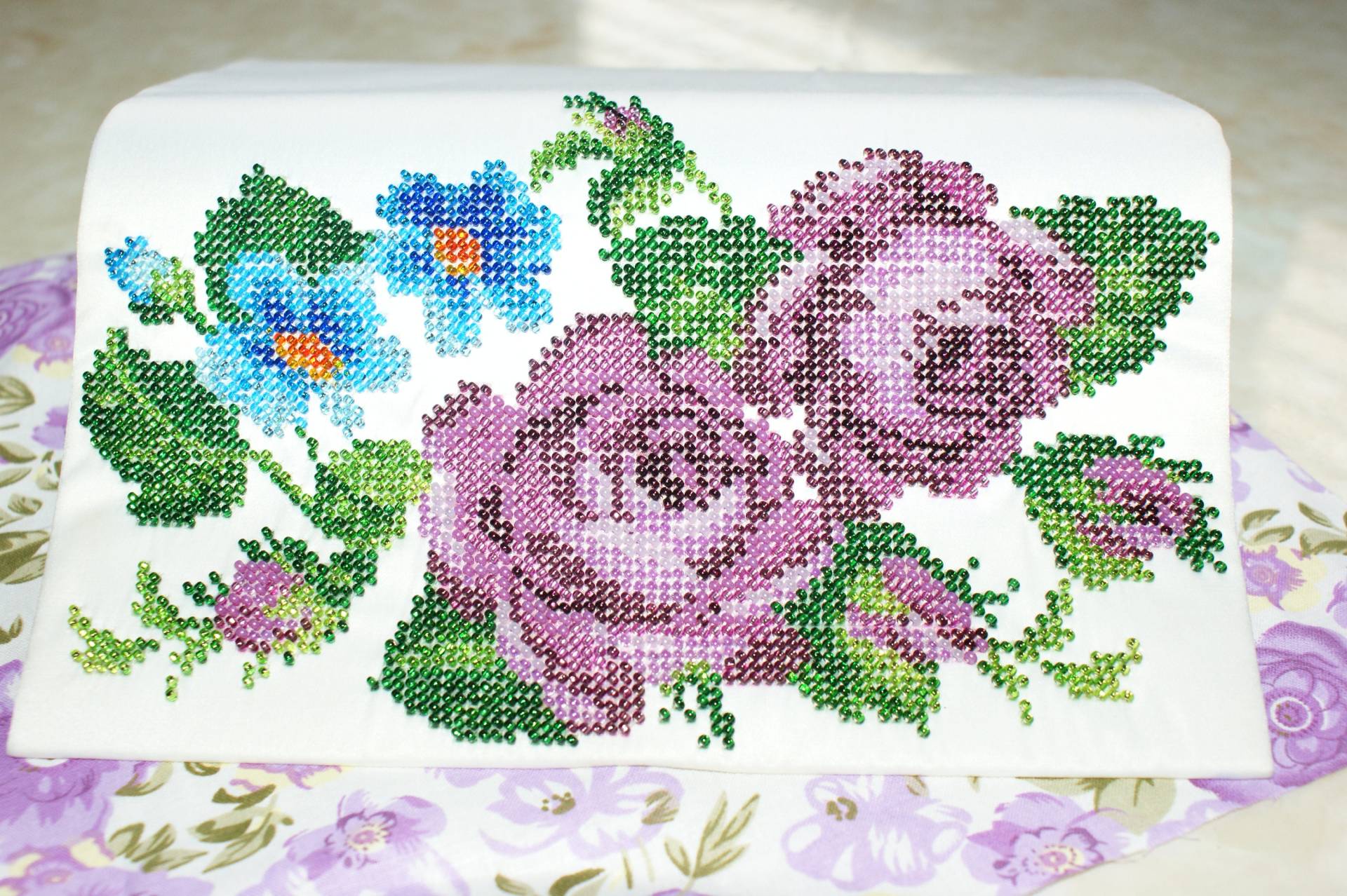 Perlen Kupplung Geldbeutel, Blume-Kupplung, Handtasche, Elegante Weiße Clutch Blume Design Abendtasche, Handmade Perlen Kupplung Geldbeutel, Blume-Kupplung, Handtasche, Elegante Weiße Clutch Blume Design Abendtasche, Handmade von craftymomof2ny