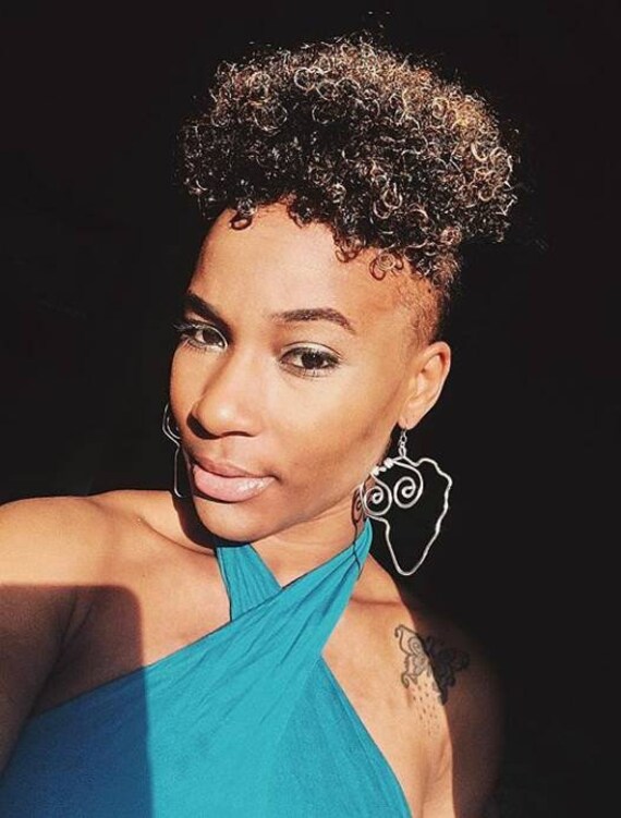 Mittlere Größe Afrika Ohrring von crazyfunkystuff