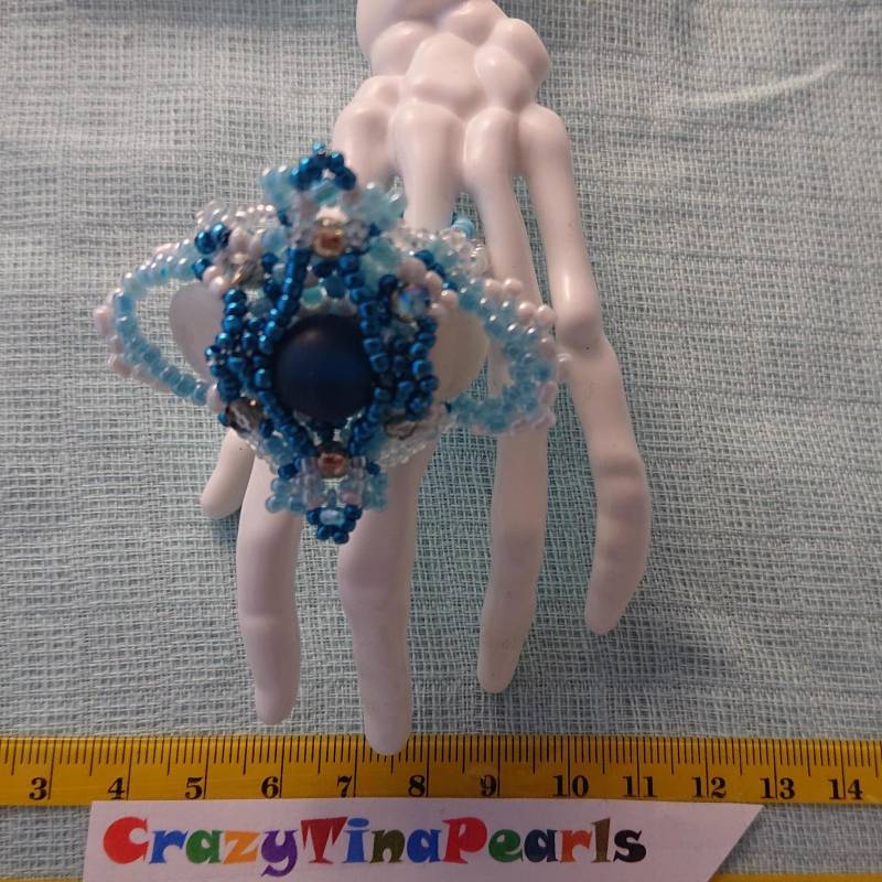 21. Ring "Mermaids Dream" Türkis, Perlenring-Spitzenmuster, Damen-statement-Ring, Gr.60, Maritimer Kronen-Ring, Mattglas-Ring Unikat 21. Ring "Mermaids Dream" Türkis, Perlenring-Spitzenmuster, Damen-statement-Ring, Gr.60, Maritimer Kronen-Ring, Mattglas-Ring Unikat von crazytinapearls