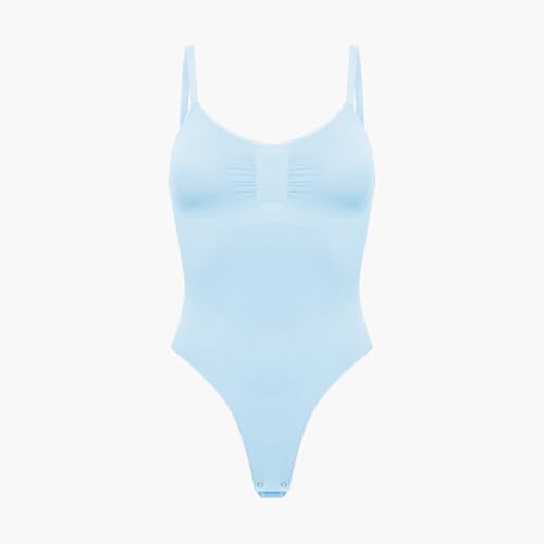 creamy fabrics Damen Figurformender Shapewear Bodysuit mit String-Rückenteil – Nahtloser Body für unsichtbaren Sitz – Starke Kompression Bauch & Taille – Verstellbare Träger – Baby Blue 2XL von creamy fabrics