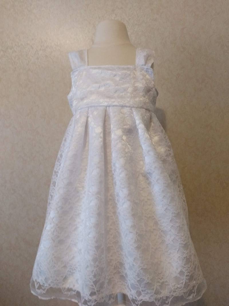 Satin Und Spitze von createdbydebi