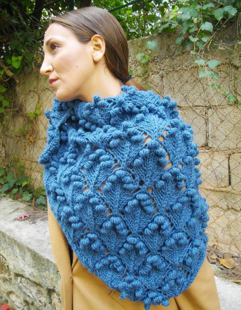 Dreieckstuch Strukturmuster Aero Blau, Handgestricktes Dreieckstuch, Halstuch, Handgestrickt Dreieckstuch Strukturmuster Aero Blau, Handgestricktes Dreieckstuch, Halstuch, Handgestrickt von creationsbyeve