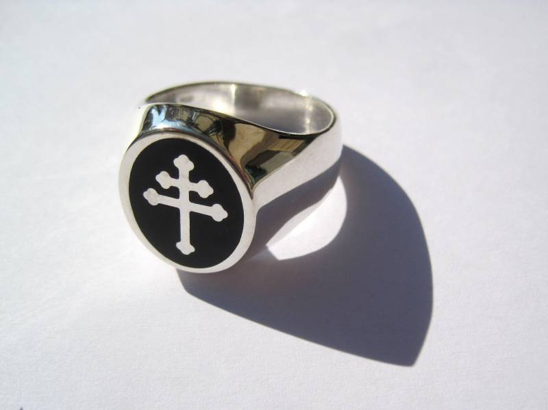 Silberner Ring Mit Dem Lothringer Kreuz Silberner Ring Mit Dem Lothringer Kreuz von creazioniorafe