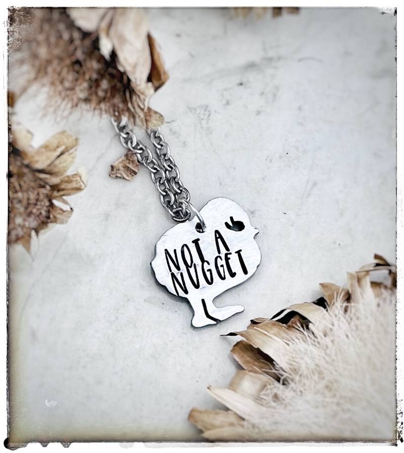 Not A Nugget Küken Halskette - Recyceltes Sterling Silber Vegan Schmuck von crobinsondesign