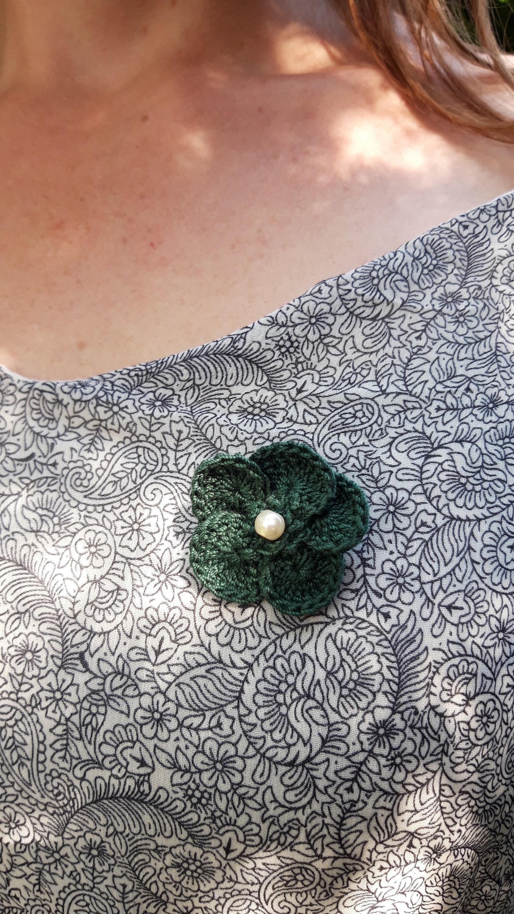 Brosche Blüte Gehäkelt Grün von crochet4angel