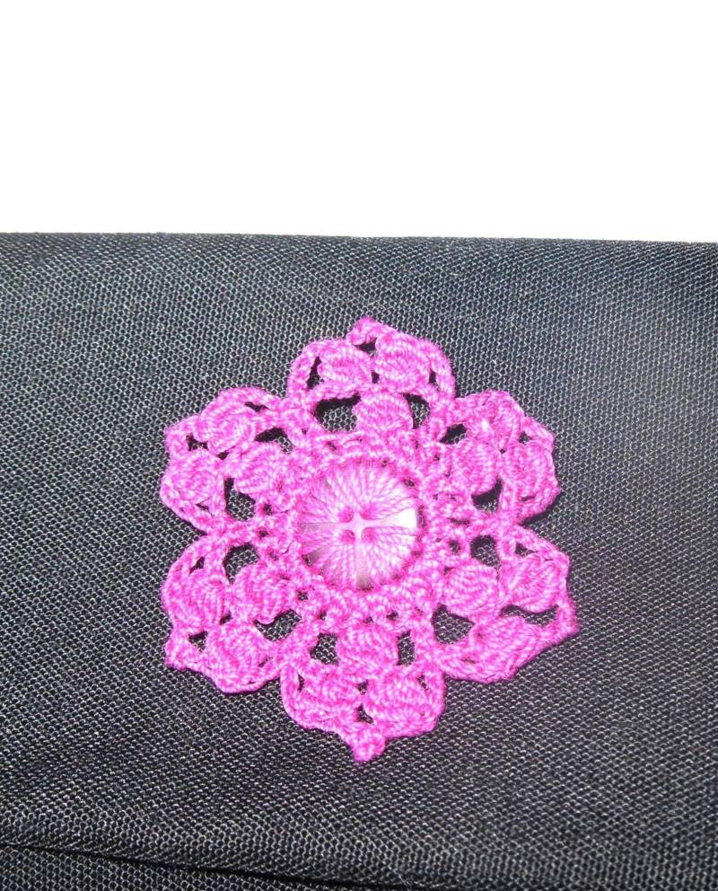 Brosche Violett Gehäkelt Mit Spitzen von crochet4angel