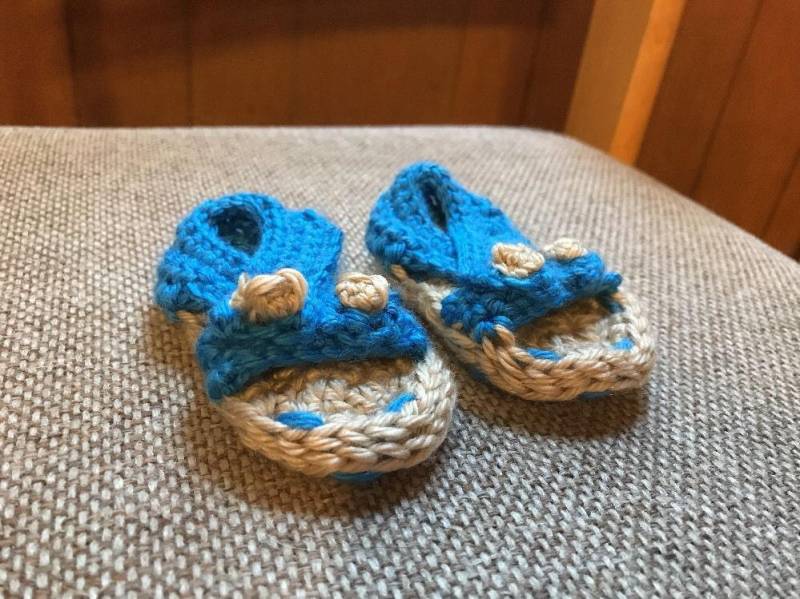 Handgemachte Crocheted Baby Bootie Sandalen Handgemachte Crocheted Baby Bootie Sandalen von crochetgirl413