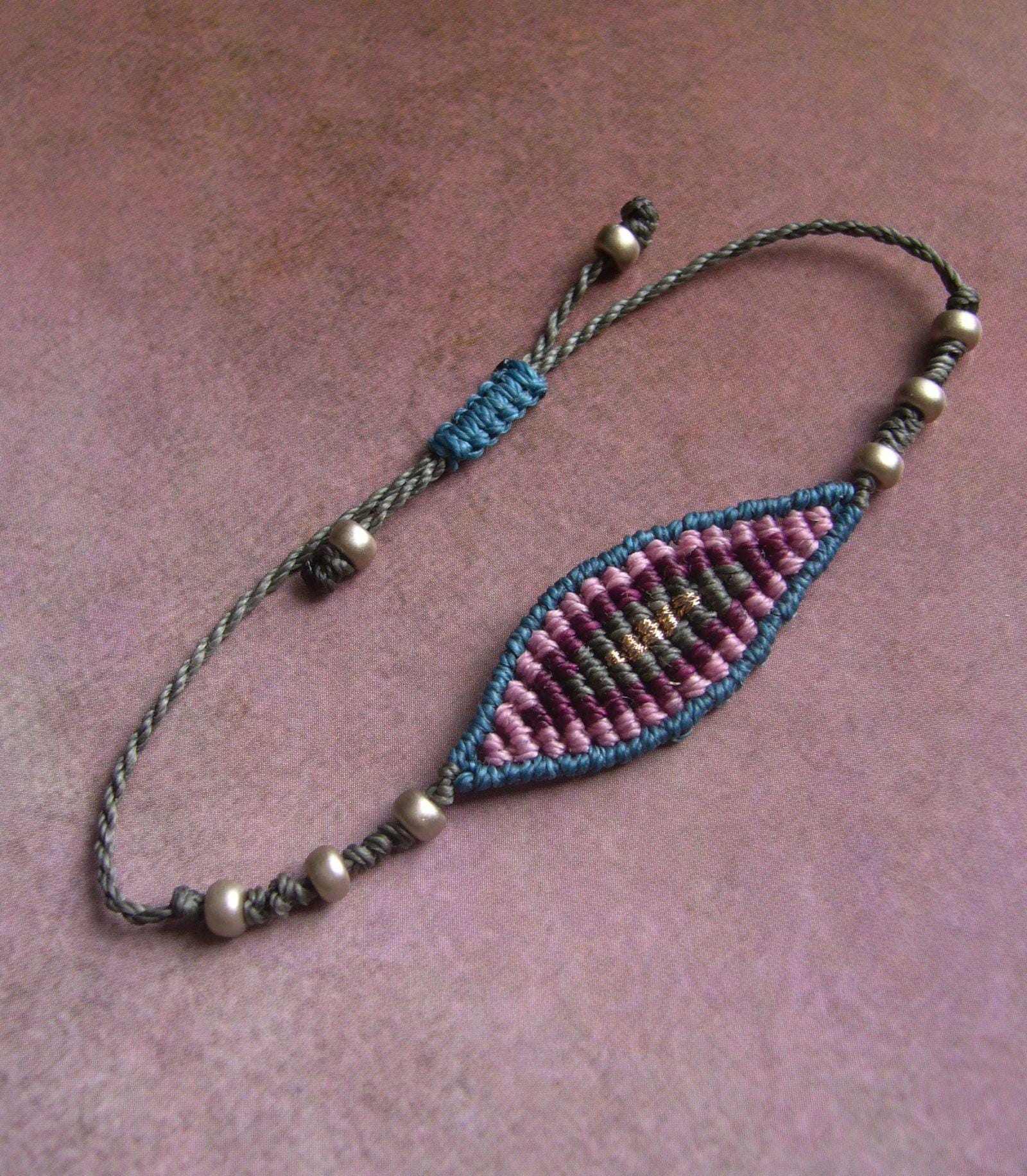 Makramee Armband, Schmuck, Micromacrame Bracelet, Boho, Bunt, Rocailles von crochetjewelsetsy