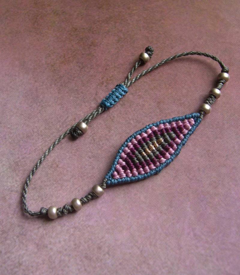 Makramee Armband, Schmuck, Micromacrame Bracelet, Boho, Bunt, Rocailles von crochetjewelsetsy