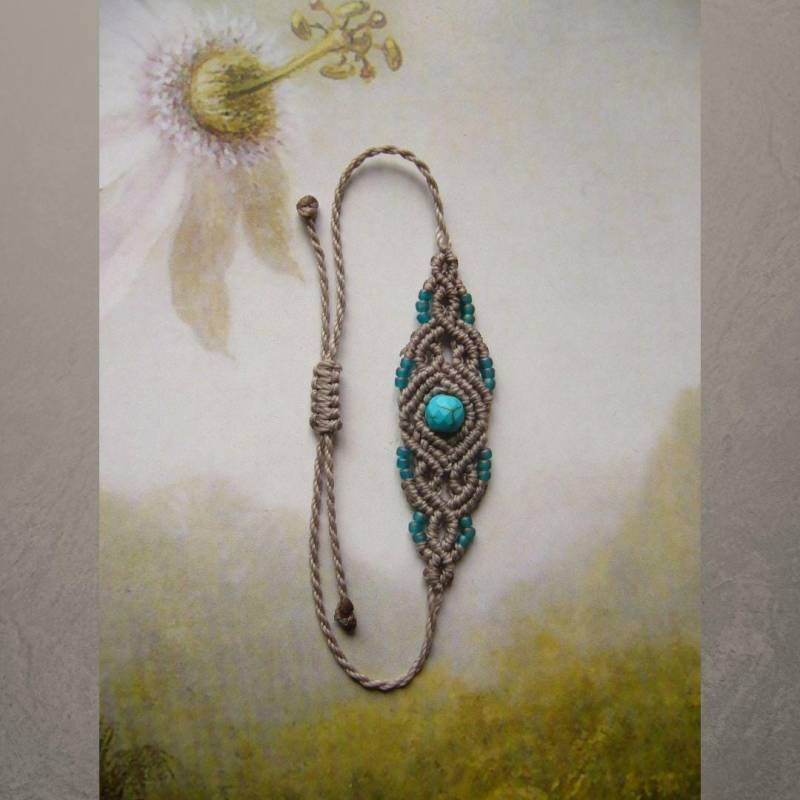 Makramee Armband, Schmuck, Micromacrame Bracelet, Filigran, Sand, Natur, Türkisperle, Rocailles von crochetjewelsetsy