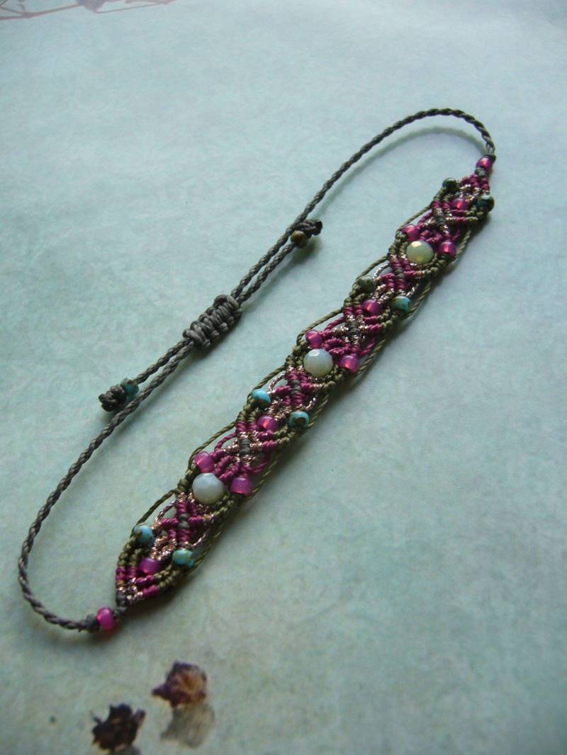 Makramee Armband Micromacrame Bracelet Bunt Mikromakramee Filigran Rocailles von crochetjewelsetsy