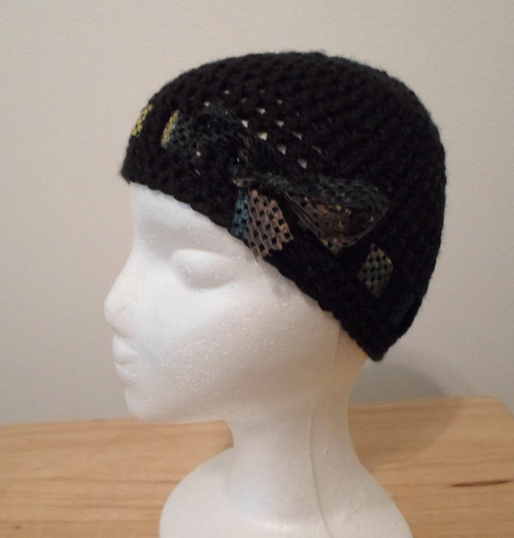 Häkelmütze - Aus Schwarzem Acrylgarn von crochetknittingqueen
