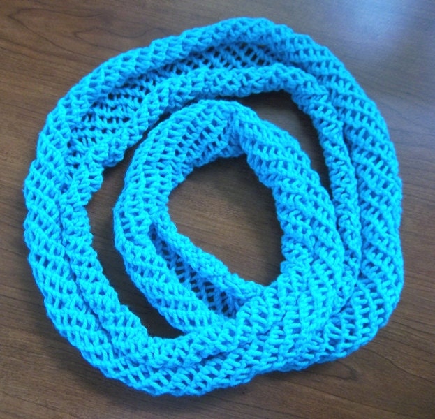 Schal - Handgestrickter Sommerschal in Türkis von crochetknittingqueen