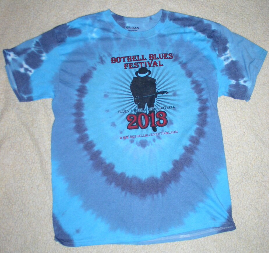Tie Dyed Shirt, Groß, Bothell Blues Festival 2013, Neu, Freiraum von croquettiedye