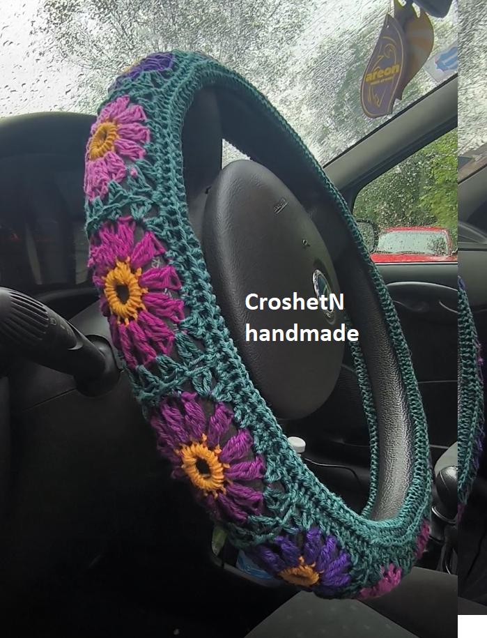 Gehäkelte Sonnenblumen-Lenkradbezug Cotton Car Decor Gehäkelte Sonnenblumen-Lenkradbezug Cotton Car Decor von croshetN