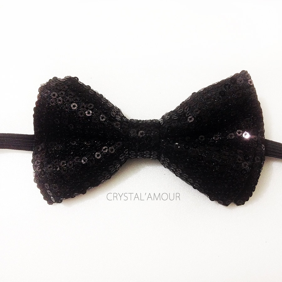 Schwarze Pailletten-Fliege Verstellbare Unisex-Fliege Aus Polyester Schwarze Pailletten-Fliege Verstellbare Unisex-Fliege Aus Polyester von crystalAmour