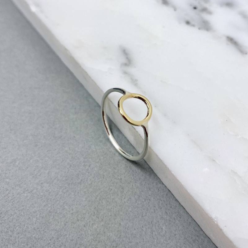 Stapelring Aus Massivem Gold Und Silberring, Dünner Stapelring, Zarter Schmuck, Zierlicher Ring, Geschenk Stapelring Aus Massivem Gold Und Silberring, Dünner Stapelring, Zarter Schmuck, Zierlicher Ring, Geschenk von crystalstonelondon