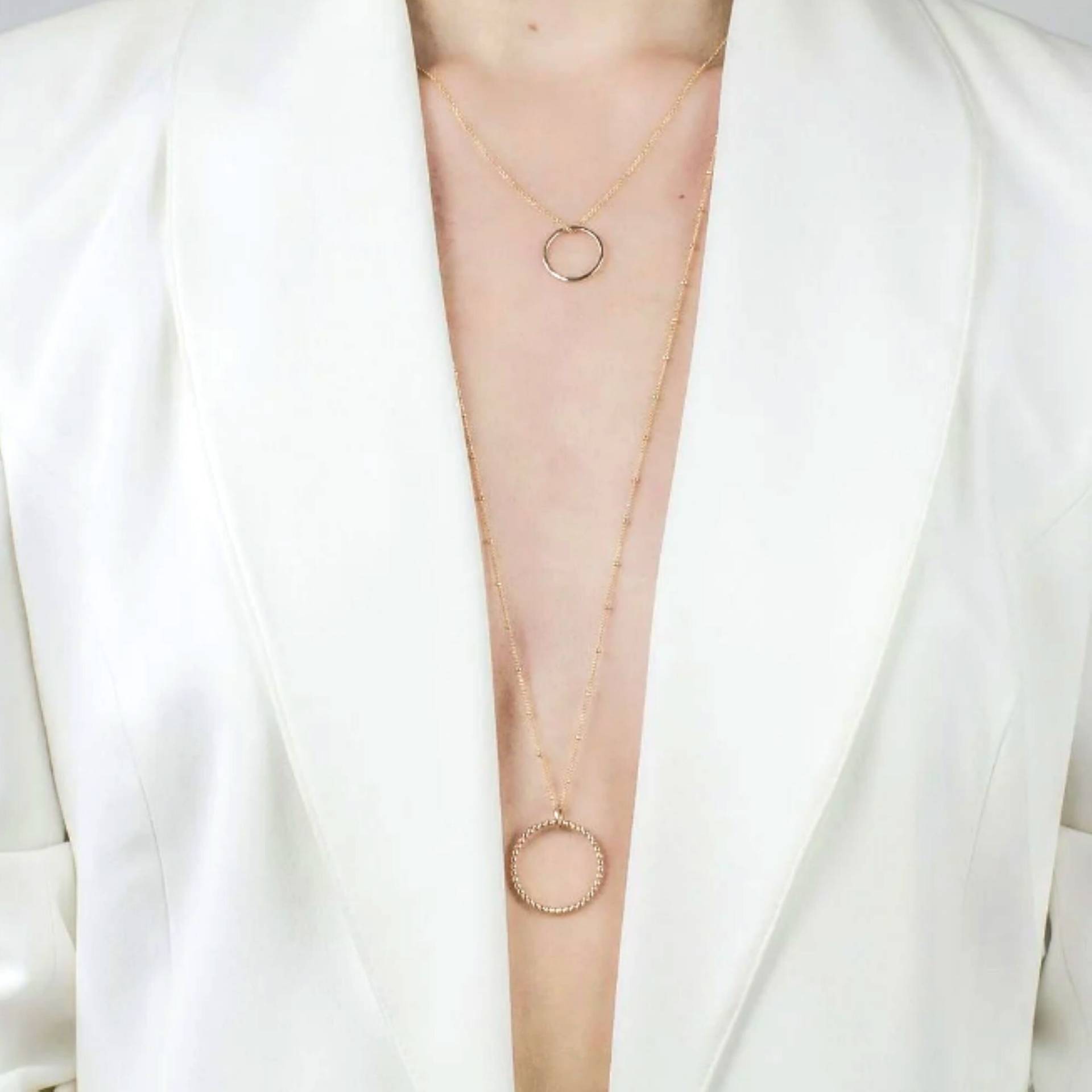 Unendlich Lange Kreis Anhänger Halskette, Gold Geschichtete Brautjungfer Geschenk, Beste Freundin, Mutter, Minimalist, Handgemachter Schmuck Unendlich Lange Kreis Anhänger Halskette, Gold Geschichtete Brautjungfer Geschenk, Beste Freundin, Mutter, Minimalist, Handgemachter Schmuck von crystalstonelondon
