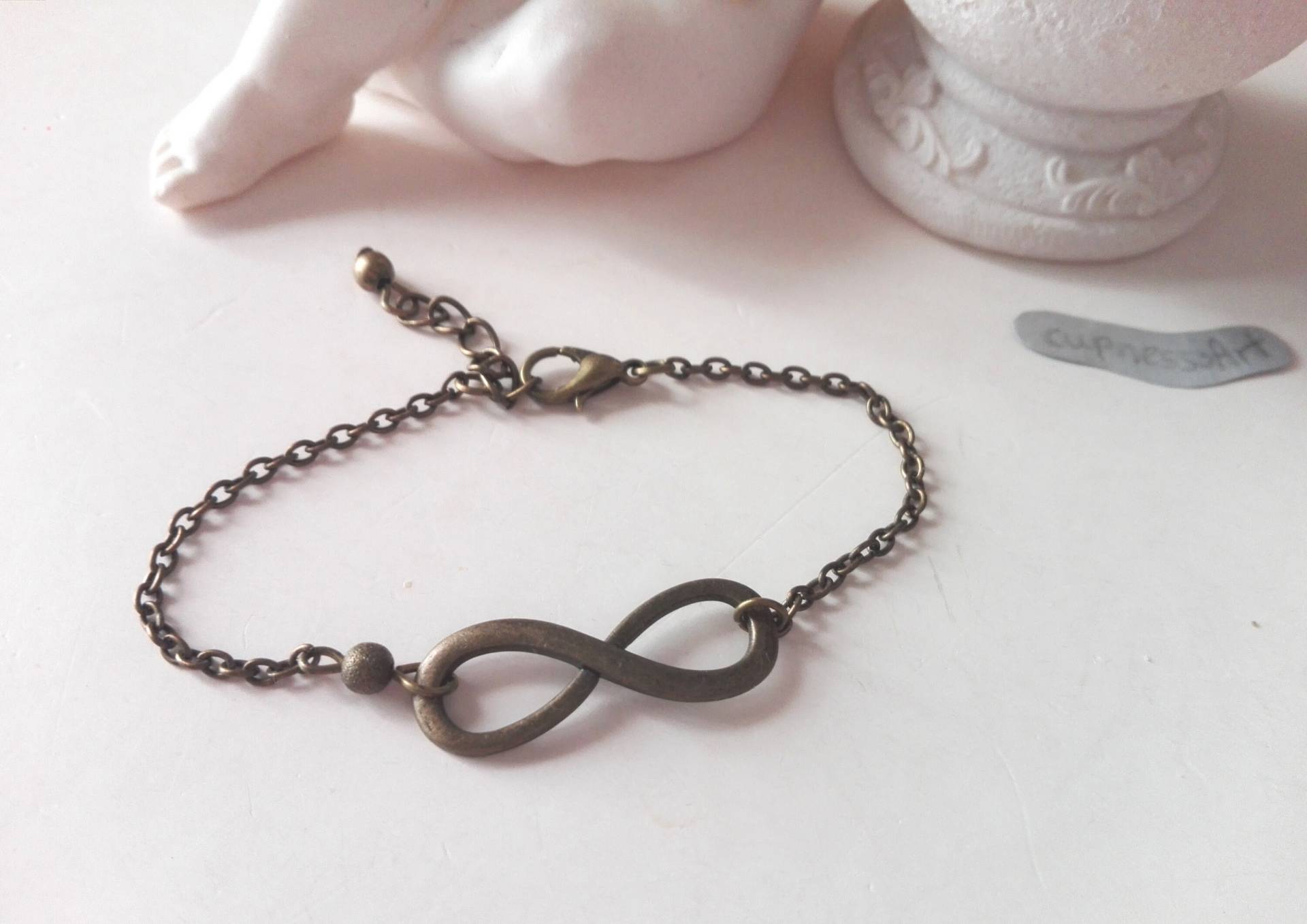 Armband Infinity Bronze Armkettchen Zart Unendlichkeit Freundschaftsarmband Eternity Geschenk 460 Armband Infinity Bronze Armkettchen Zart Unendlichkeit Freundschaftsarmband Eternity Geschenk 460 von cupnessoArt