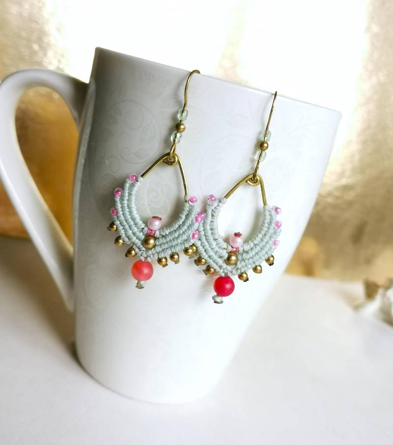 Makramee Ohrringe Mint Rosa, Messing Tropfen Mit Makramee, Tropfenförmige 364 Makramee Ohrringe Mint Rosa, Messing Tropfen Mit Makramee, Tropfenförmige 364 von cupnessoArt