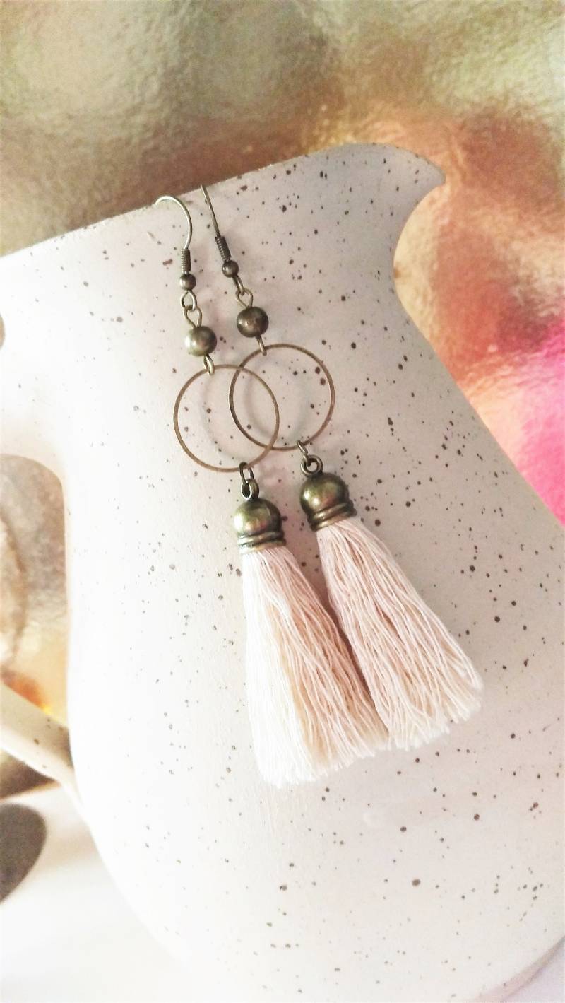 Quasten Ohrringe Creme Mit Bronze Keis Ohrringe, Stoff Fransen Festival Quastenohrringe 315 von cupnessoArt