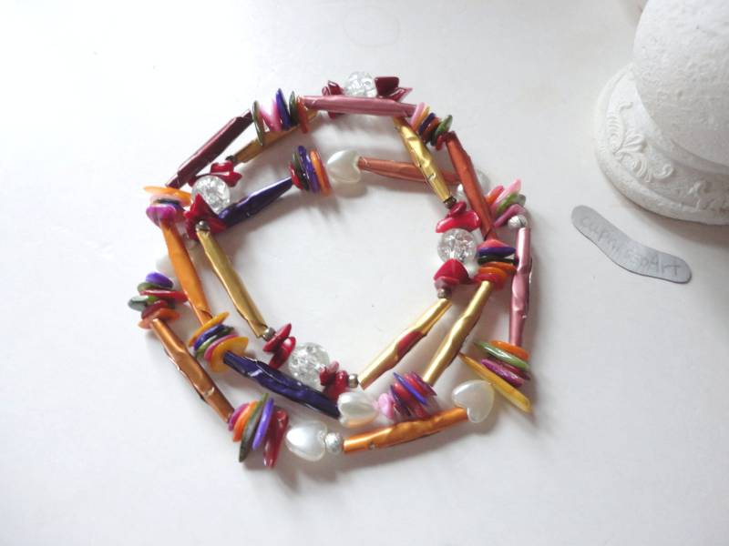 Perlmutt Koralle Recycling Armband Bunt, 3Fach Elastisch Aus Kaffeekapseln Upcycling Schmuck Nespresso Nachhaltig 050 von cupnessoArt