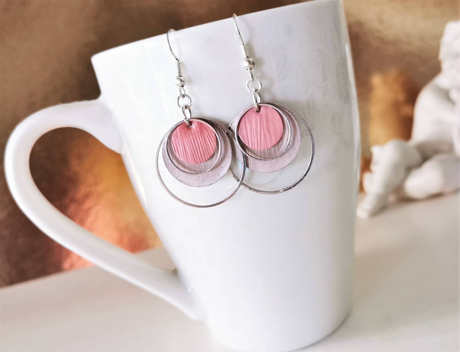 Runde Emaille Ohrringe Rose Mit Silber Kreisen Scheiben Aus Kaffeekapsel Nespresso, Nachhaltiger Recycling Schmuck Upcycling 181 Runde Emaille Ohrringe Rose Mit Silber Kreisen Scheiben Aus Kaffeekapsel Nespresso, Nachhaltiger Recycling Schmuck Upcycling 181 von cupnessoArt