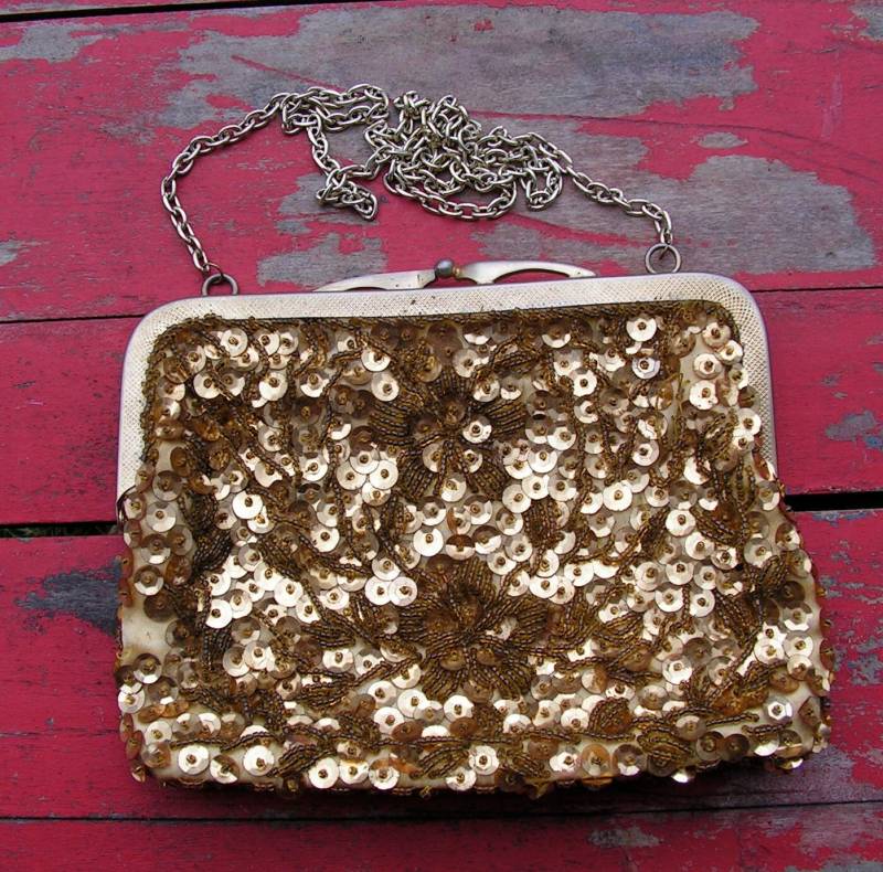 50Er Jahre Glam Gold Pailletten Und Perle Metall Rahmen Geldbörse Von Adele Handtaschen Miami Florida von curioscity