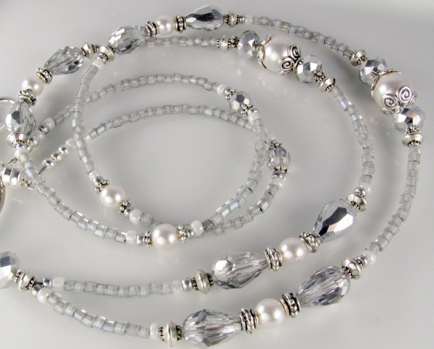 Metallic Silber Perlen Lanyard, Kristall Id Ausweishalter, Metallic Moonlight, Geschenke Für Sie von curlynetto