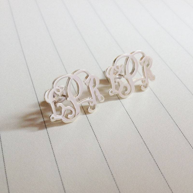 Alle Initialen Monogramm Ohrringe, Monogrammiert Ohrstecker in Sterling Silber Für Brautjungfern, Frauen, Geschenk von customforu
