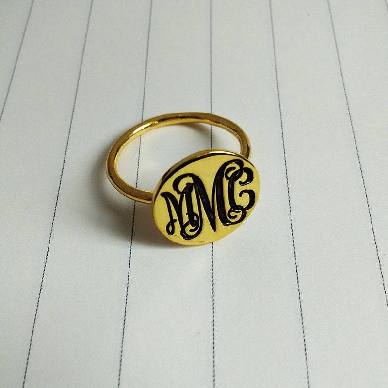 Gold Monogramm Ring, Jeder Anfangsring, Personalisierte Benutzerdefinierte 3 Anfangsmonogramm Personalisiertes Weihnachtsgeschenk von customforu