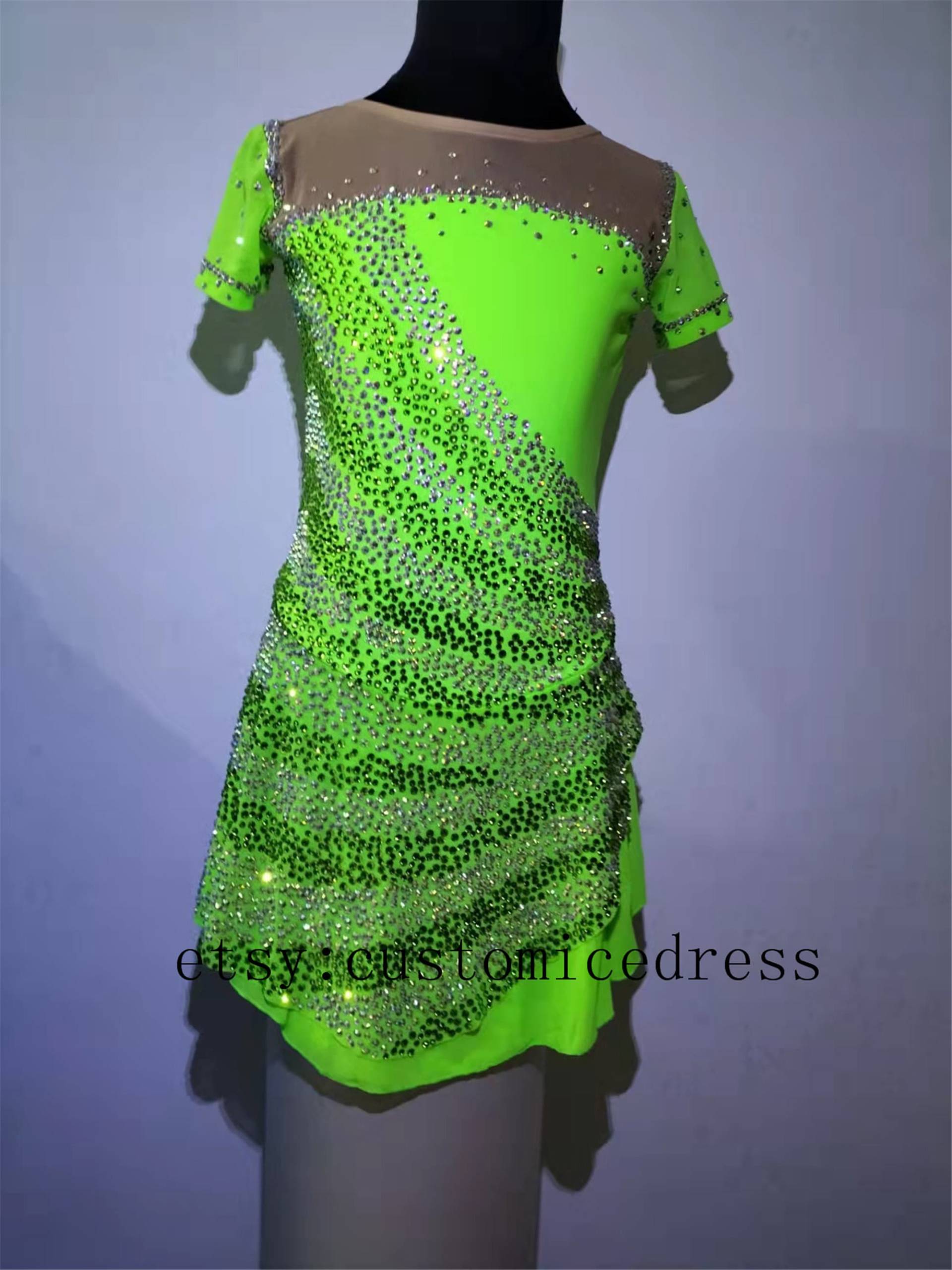 Grüne Schlittschuhkleider Für Mädchen Schlittschuhkleid Damen Perlen von customicedress